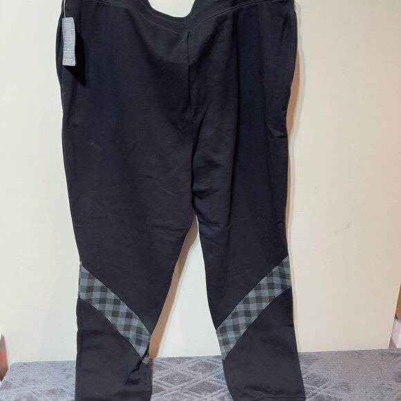 DisneyParks Mickey Mouse Pumpkin Halloween Sweatpants Size 1XL NWT - Picture 10 of 14